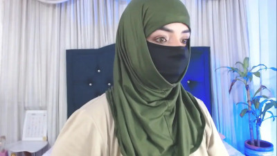 Watch Uzra_hayed recorded live streams from Stripchat on 2025/08/06, Cam Archive