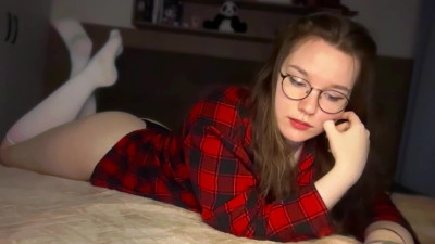 Watch BeeBlossom recorded live streams from Stripchat on 2026/02/19, Cam Archive