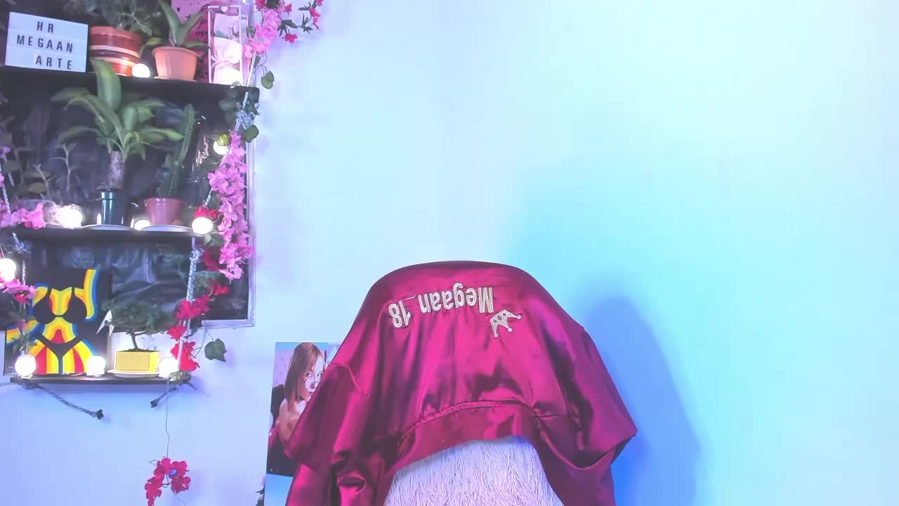 megaanGilr