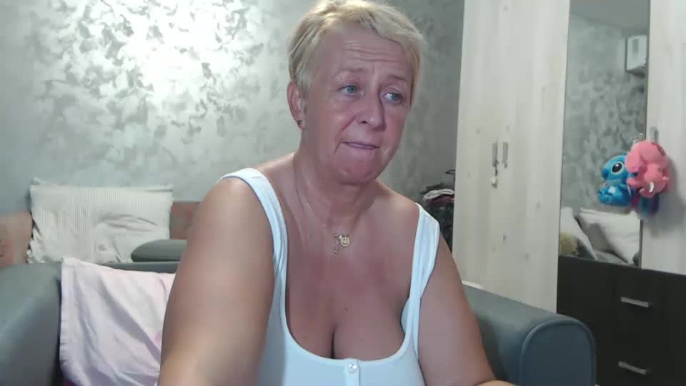 Watch roses_and_lillies recorded live streams from Chaturbate on 2026/02/18, Cam Archive