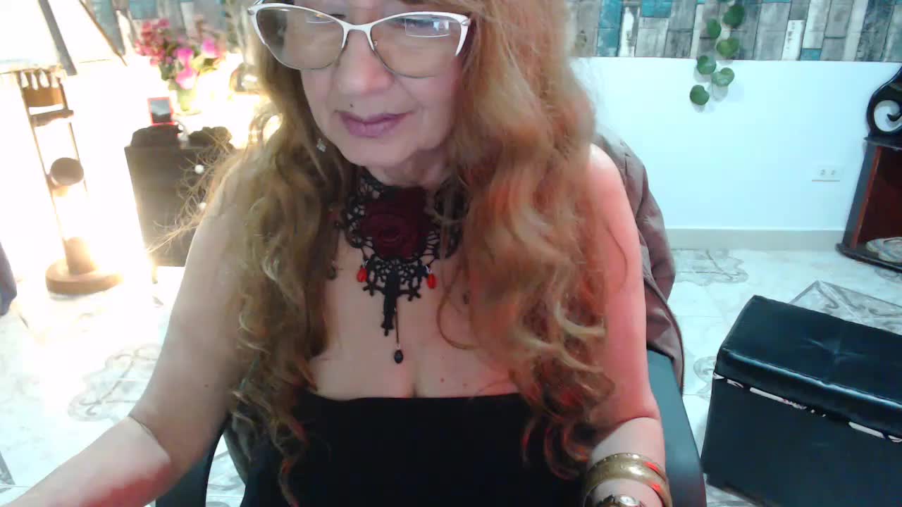 Watch KarimaSarabe recorded live streams from Stripchat on 2026/02/17, Cam Archive