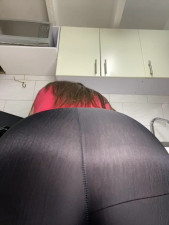 Watch Chloee_Peach recorded live streams from Stripchat on 2026/02/06, Cam Archive