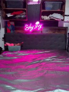 Shy_Ivy