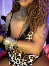 Watch Goddesscherrired recorded live streams from Stripchat on 2026/01/22, Cam Archive