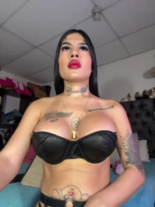 Watch saragill323 recorded live streams from Stripchat on 2026/01/21, Cam Archive