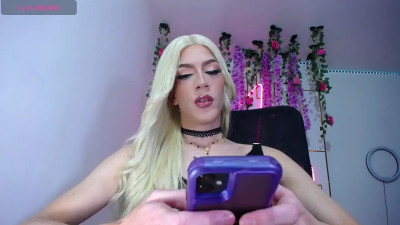 Watch khalany_hadid recorded live streams from Stripchat on 2026/01/20, Cam Archive