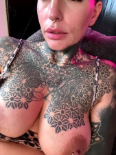 Watch AileenInkOfficial recorded live streams from Stripchat on 2026/01/19, Cam Archive