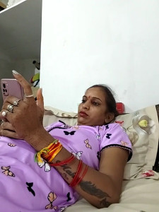 Hotty-Nidhi