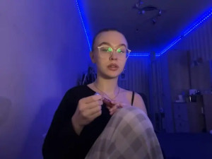 Watch bellameow88 recorded live streams from Stripchat on 2026/01/17, Cam Archive
