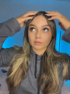 AnnyLopezzz_