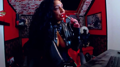 Watch DommeBellatrix recorded live streams from Stripchat on 2026/01/06, Cam Archive