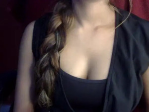 Watch heartless_Queen recorded live streams from Stripchat on 2026/01/06, Cam Archive
