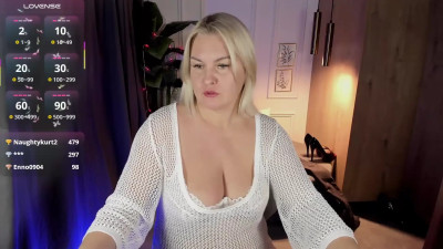 Watch YolandaKiss recorded live streams from Stripchat on 2026/01/04, Cam Archive