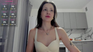 Watch nicoledolla recorded live streams from Chaturbate on 2026/01/02, Cam Archive