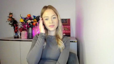 Watch cindyLuvx recorded live streams from Stripchat on 2025/12/31, Cam Archive