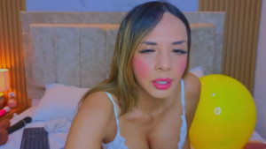 Watch laiamilf recorded live streams from Stripchat on 2025/12/29, Cam Archive