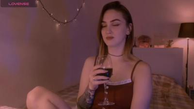 Watch lillyfarey recorded live streams from Chaturbate on 2025/12/29, Cam Archive