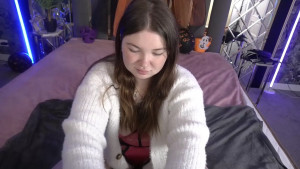 Watch molinmoon recorded live streams from Chaturbate on 2025/12/28, Cam Archive