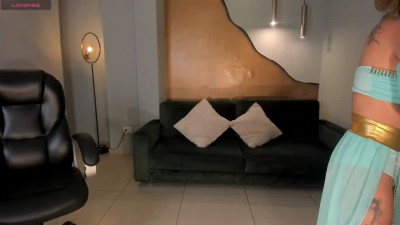 Watch mariaherrera_ recorded live streams from Chaturbate on 2025/12/28, Cam Archive