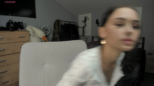 Watch Lisa__Johnson recorded live streams from Stripchat on 2025/12/26, Cam Archive