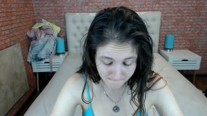 Watch Holliy_Cooper recorded live streams from Stripchat on 2025/12/26, Cam Archive