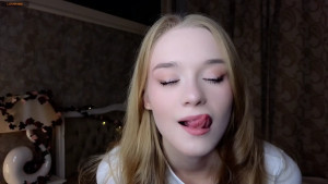 Watch Emma_Frosty recorded live streams from Stripchat on 2025/12/24, Cam Archive