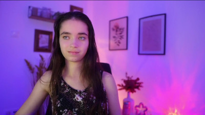 Watch Gia_Paige18 recorded live streams from Stripchat on 2025/12/23, Cam Archive