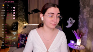 Watch hannacheekss_ recorded live streams from Stripchat on 2025/12/23, Cam Archive