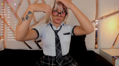 Watch anne_cox_ recorded live streams from Chaturbate on 2025/12/23, Cam Archive