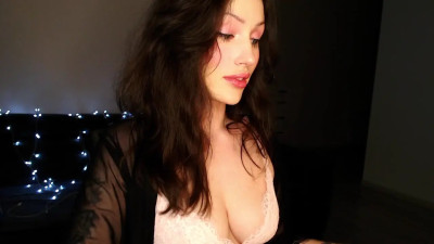 Watch you_deserve recorded live streams from Chaturbate on 2025/12/19, Cam Archive