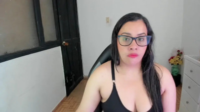 Watch aylaislem recorded live streams from Chaturbate on 2025/12/14, Cam Archive