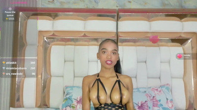 Watch littleebonymommy recorded live streams from Chaturbate on 2025/12/13, Cam Archive