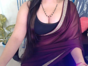 anika_bold