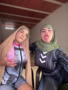 Watch lalilamassu1 recorded live streams from Stripchat on 2025/12/10, Cam Archive