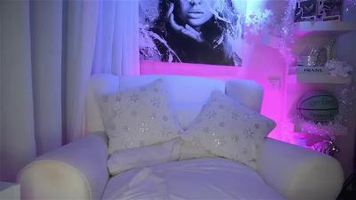 Watch JezzyHill recorded live streams from Stripchat on 2023/12/25, Cam Archive