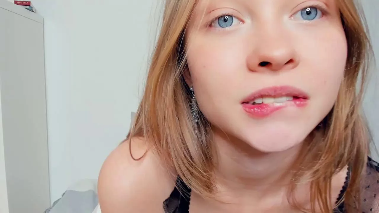 Watch gust_ofwind recorded live streams from Chaturbate on 2023/12/25, Cam Archive